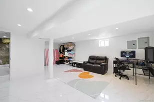 110 Melrose Ave, East Rockaway, NY 11518 - Photo 23