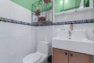 618 Jennings Ave, West Hempstead, NY 11552 - Photo 9