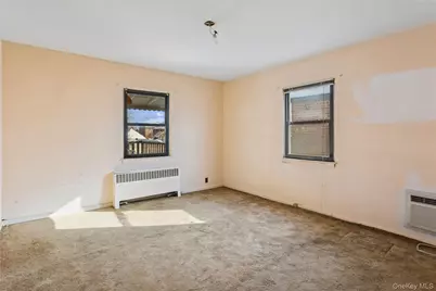 1340 Stadium Avenue, Bronx, NY 10465 - Photo 9