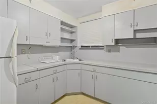 1340 Stadium Ave, Bronx, NY 10465 - Photo 21