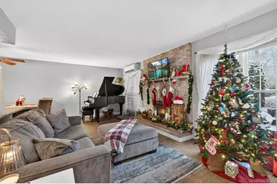 74 Homestead Vil Drive, Warwick, NY 10990 - Photo 5