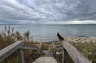 11930 Main Rd, East Marion, NY 11939 - Photo 11