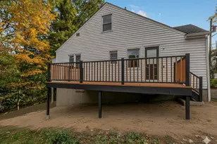 25 Linn ( Aka 183 Putnam Avenue) Pl, Yonkers, NY 10705 - Photo 9