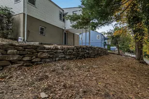 25 Linn ( Aka 183 Putnam Avenue) Pl, Yonkers, NY 10705 - Photo 11