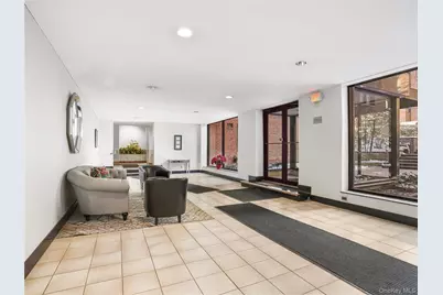 10 Franklin Avenue #2G, White Plains, NY 10601 - Photo 19