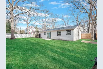 38 Midland Avenue, Mastic, NY 11950 - Photo 19