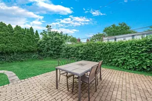 25 Lawrence St, New Hyde Park, NY 11040 - Photo 15