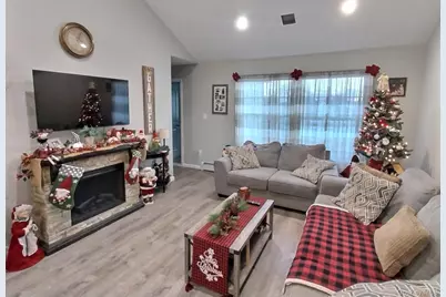 166 Daniel Road N, Massapequa, NY 11758 - Photo 25