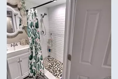 166 Daniel Road N, Massapequa, NY 11758 - Photo 37