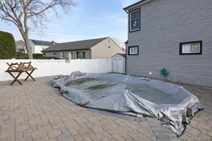 166 Daniel Rd N, Massapequa, NY 11758 - Photo 41