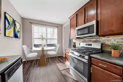 4 Kless Court, Middletown, NY 10940 - Photo 3