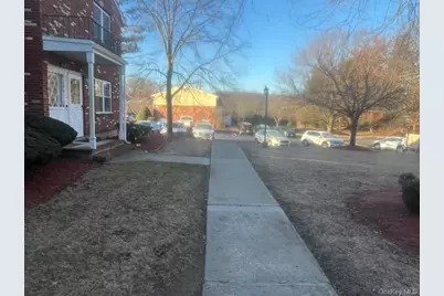 276 Unit 816 Temple Hill Road #816, New Windsor, NY 12553 - Photo 9