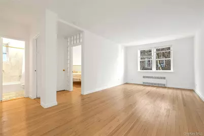 123-25 82nd Avenue #5R, Kew Gardens, NY 11415 - Photo 7