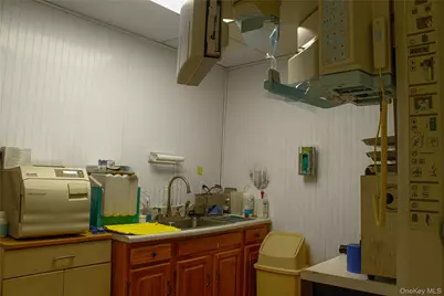 551 Crescent Street, Brooklyn, NY 11208 - Photo 9