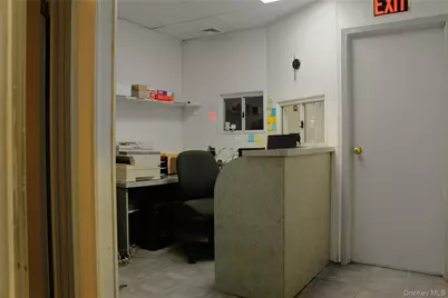 551 Crescent Street, Brooklyn, NY 11208 - Photo 15