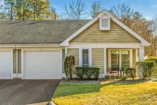 77 Glen Dr, Ridge, NY 11961 - Photo 5