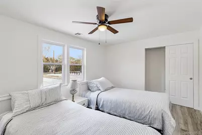 911 Ostrander Avenue, Riverhead, NY 11901 - Photo 11