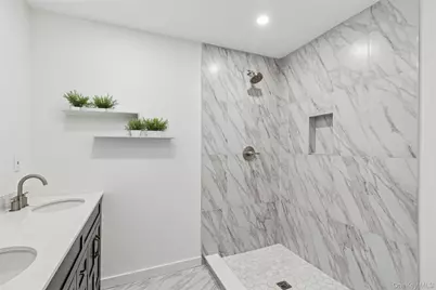 911 Ostrander Avenue, Riverhead, NY 11901 - Photo 13