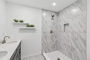 911 Ostrander Ave, Riverhead, NY 11901 - Photo 13