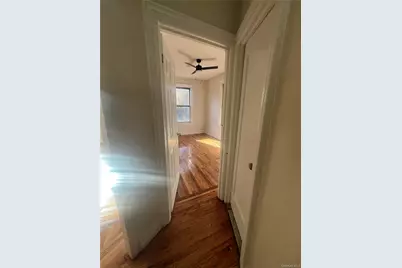 642 E 223rd Street, Bronx, NY 10466 - Photo 3