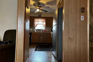 25 Crown Ave Ave, Huntington, NY 11743 - Photo 5