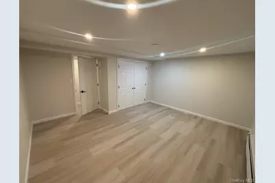 [Address not provided], Bellmore, NY 11710 - Photo 5