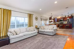 3 Sweetgum Ln, Miller Place, NY 11764 - Photo 9