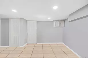 200 Princeton St, Hempstead, NY 11550 - Photo 29