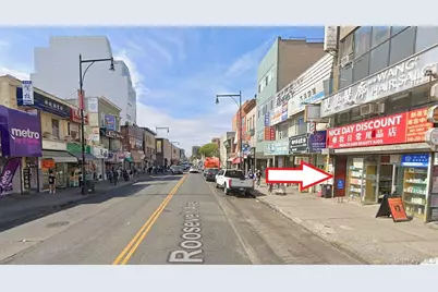 136-87 Roosevelt Avenue, Flushing, NY 11354 - Photo 3