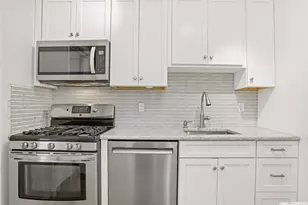 118 Lawn Terrace Terrace, Mamaroneck, NY 10543 - Photo 5