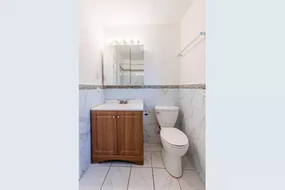 104 Grandview Avenue, Great Neck, NY 11020 - Photo 11