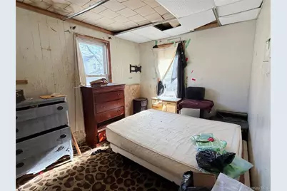 11220 111th Avenue, Ozone Park, NY 11420 - Photo 9