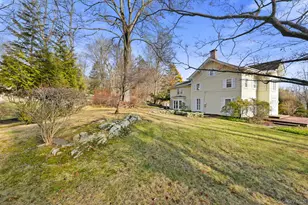 335 Roaring Brook Rd, Chappaqua, NY 10514 - Photo 19