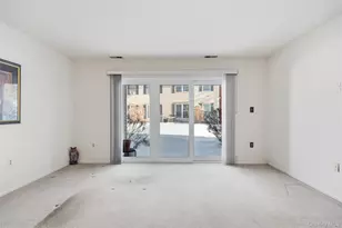 106 Cartwheel Ct, Washingtonville, NY 10992 - Photo 9