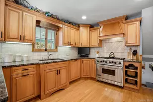 1620 Harrison Ave, Mamaroneck, NY 10543 - Photo 15