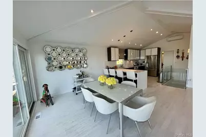 16 N Shore Road, Hampton Bays, NY 11946 - Photo 9