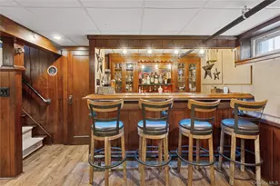 15 N Oceanside Rd, Rockville Centre, NY 11570 - Photo 27