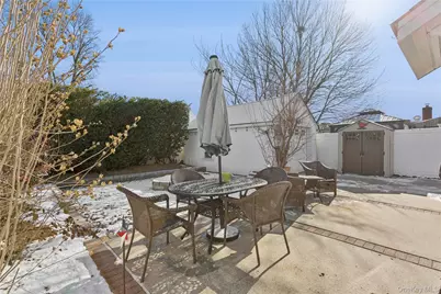 15 N Oceanside Road, Rockville Centre, NY 11570 - Photo 33