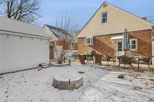 15 N Oceanside Rd, Rockville Centre, NY 11570 - Photo 35