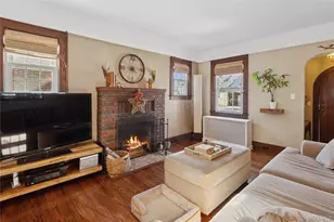 15 N Oceanside Rd, Rockville Centre, NY 11570 - Photo 5