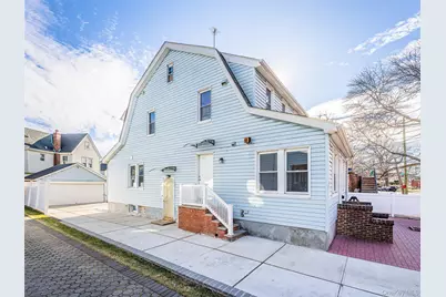 90-21 Winchester Boulevard, Queens Village, NY 11428 - Photo 5