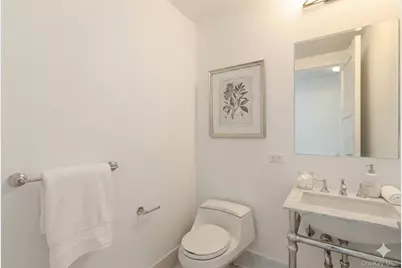 5 Renaissance Square #16D, White Plains, NY 10601 - Photo 5