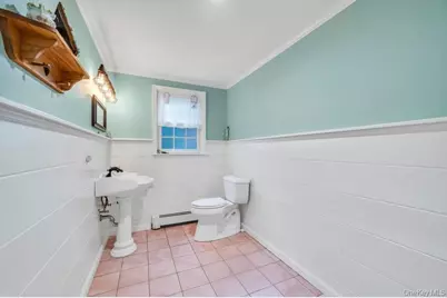 807 Union Avenue, Riverhead, NY 11901 - Photo 29