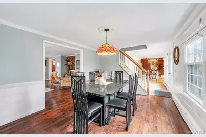 807 Union Avenue, Riverhead, NY 11901 - Photo 23