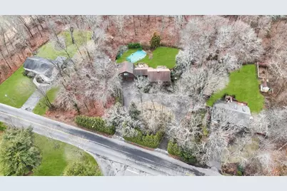 807 Union Avenue, Riverhead, NY 11901 - Photo 5