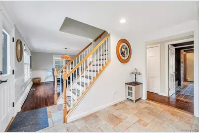 807 Union Avenue, Riverhead, NY 11901 - Photo 19