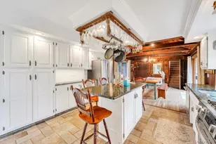 807 Union Ave, Riverhead, NY 11901 - Photo 17