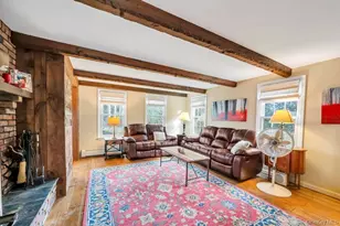 807 Union Ave, Riverhead, NY 11901 - Photo 11