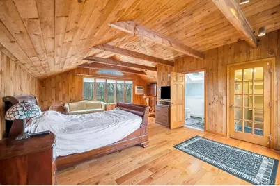 807 Union Avenue, Riverhead, NY 11901 - Photo 41