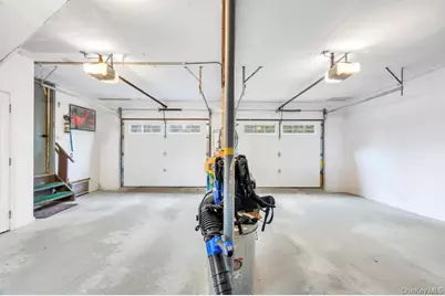 807 Union Avenue, Riverhead, NY 11901 - Photo 43